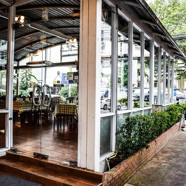 Frameless Corner Rectangle Hinged Glass Door